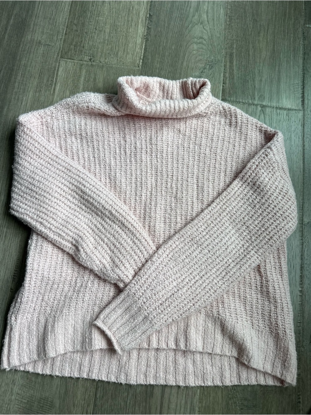 American Eagle Outfitters Blush Pink Ribbed Turtleneck Sweater